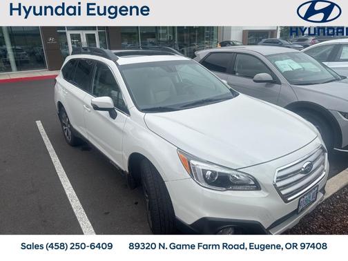 White 2017 Subaru Outback 3.6R Limited