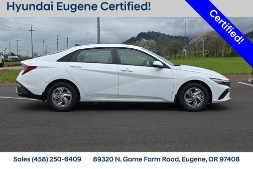 2025 Hyundai ELANTRA SE