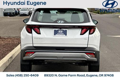2025 Hyundai TUCSON SE