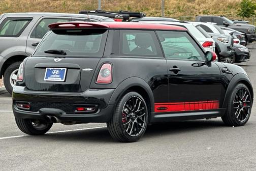 2011 MINI Cooper John Cooper Works
