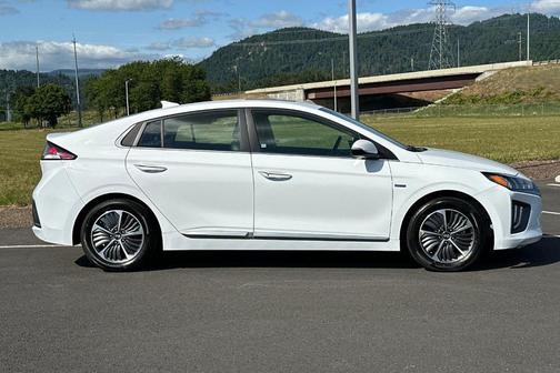 2020 Hyundai IONIQ Plug-In Hybrid Limited