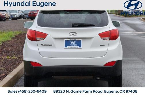Winter White 2014 Hyundai TUCSON SE
