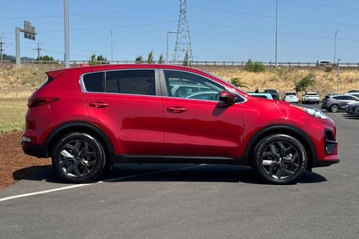 2022 Kia Sportage LX
