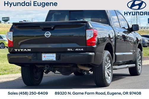 Magnetic Black 2018 Nissan Titan SL