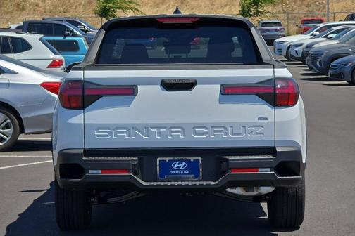 2025 Hyundai SANTA CRUZ SE