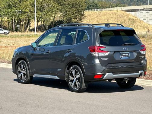 Magnetite Gray Metallic 2021 Subaru Forester Touring