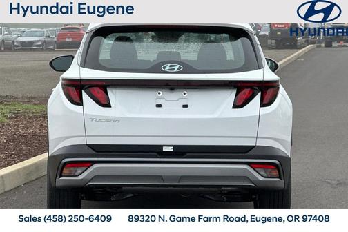 2026 Hyundai TUCSON SE