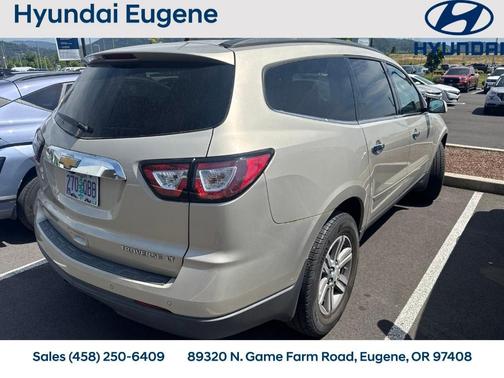 Champagne Silver 2015 Chevrolet Traverse 1LT