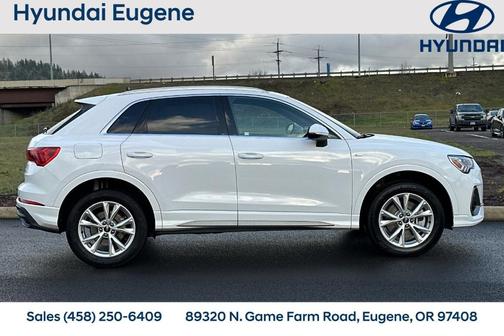 2025 Audi Q3 45 S line Premium