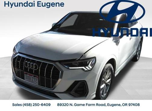 2025 Audi Q3 45 S line Premium