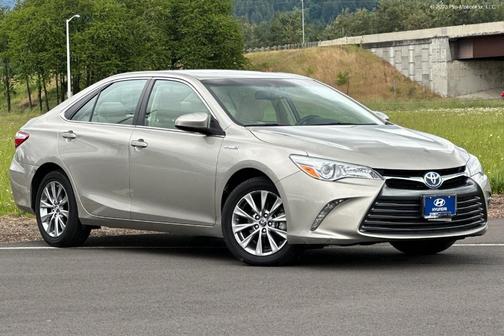 2015 Toyota Camry Hybrid XLE
