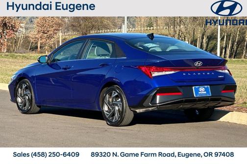 2025 Hyundai ELANTRA Limited