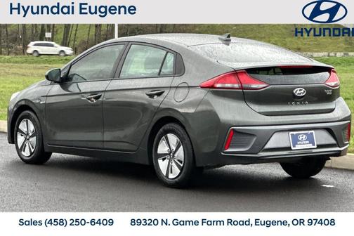 2020 Hyundai IONIQ Hybrid Blue
