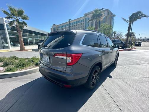 Modern Steel Metallic 2021 Honda Pilot SPECIAL EDITION