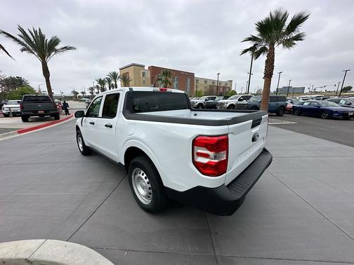 Oxford White 2026 Ford Maverick XL