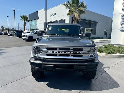 Carbonized Gray Metallic 2026 Ford Bronco Big Bend