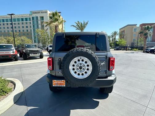 Carbonized Gray Metallic 2026 Ford Bronco Big Bend