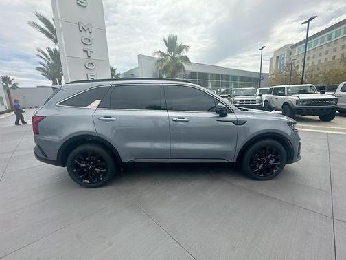 Silver 2023 Kia Sorento SX