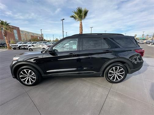 2022 Ford Explorer ST-LINE
