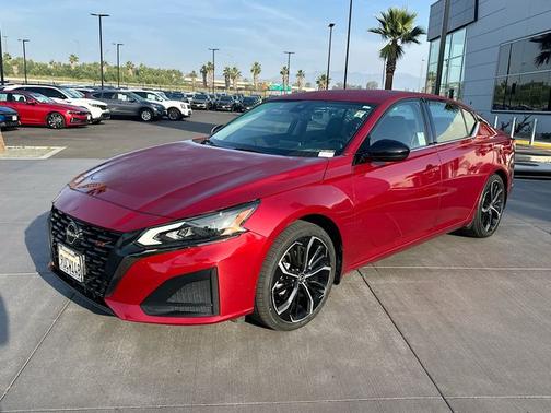 Scarlet Ember Tintcoat 2023 Nissan Altima 2.5 SR