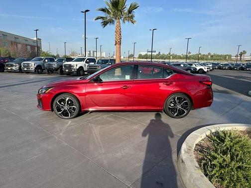 Scarlet Ember 2023 Nissan Altima 2.5 SR