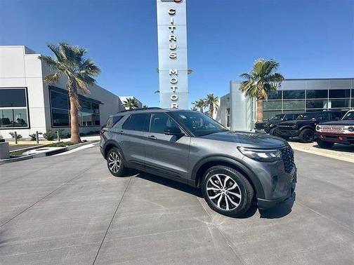 Gray 2025 Ford Explorer ST-Line