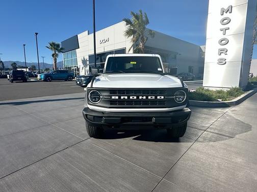Oxford White 2026 Ford Bronco Big Bend