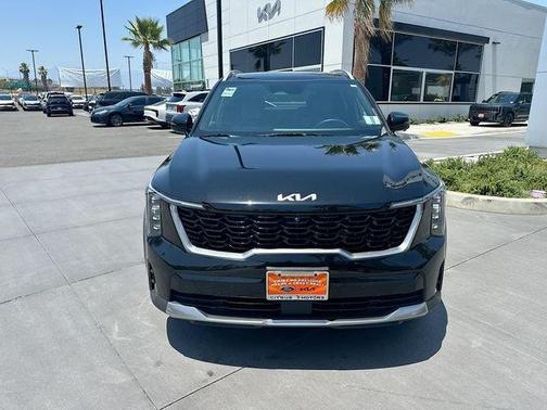 Black 2025 Kia Sorento Hybrid SX Prestige