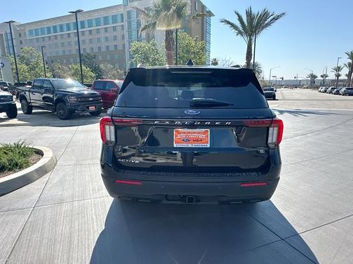 Agate Black Metallic 2026 Ford Explorer Active