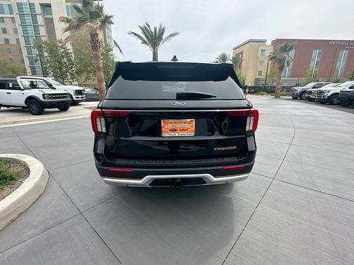 Agate Black Metallic 2026 Ford Explorer Tremor
