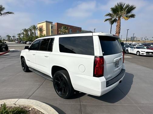 Summit White 2019 Chevrolet Suburban LS