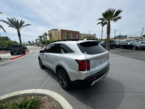 Silver 2022 Kia Sorento SX Prestige