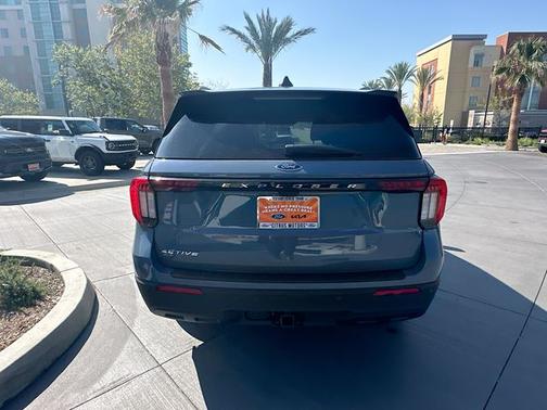 Vapor Blue Metallic 2026 Ford Explorer Active