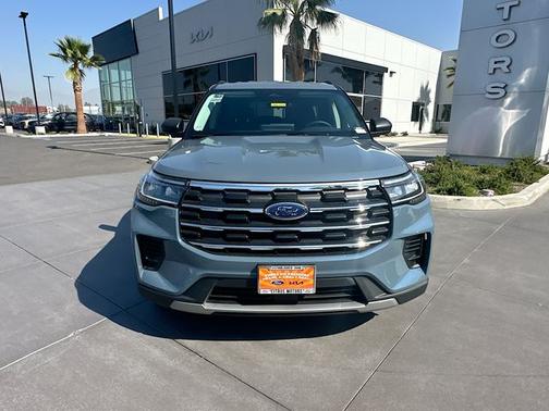 Vapor Blue Metallic 2026 Ford Explorer Active