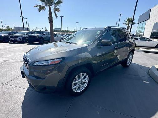 Gray 2015 Jeep Cherokee Latitude