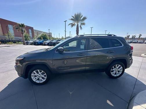 Gray 2015 Jeep Cherokee Latitude