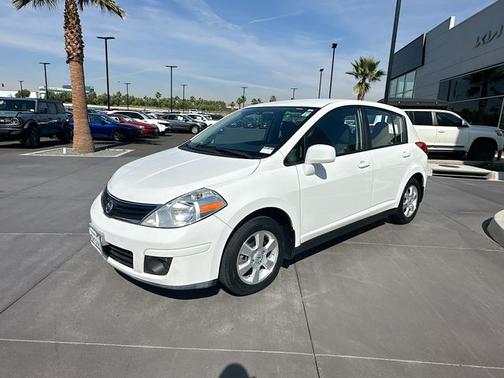 Fresh Powder 2012 Nissan Versa 1.8 S