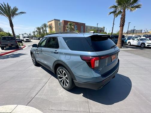 Vapor Blue Metallic 2026 Ford Explorer ST-Line