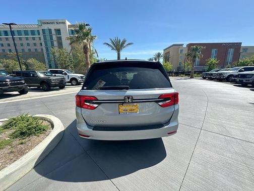 Silver 2022 Honda Odyssey EX-L