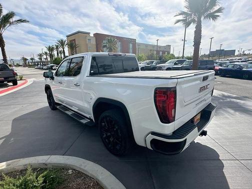 White 2024 GMC Sierra 1500 Denali