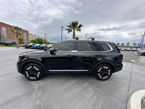 Black 2023 Kia Telluride EX
