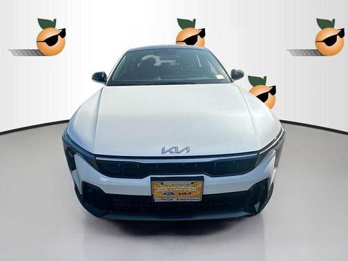 White 2025 Kia K4 GT-Line Turbo