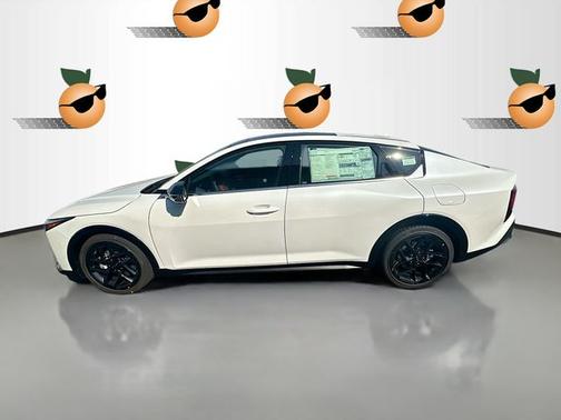 Snow White Pearl 2025 Kia K4 GT-Line Turbo