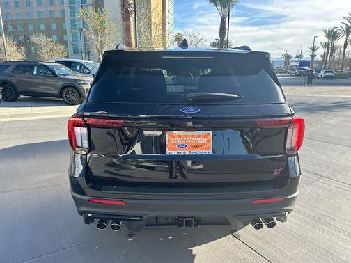 Agate Black Metallic 2026 Ford Explorer ST-Line