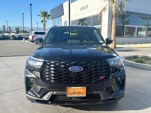 Agate Black Metallic 2026 Ford Explorer ST-Line