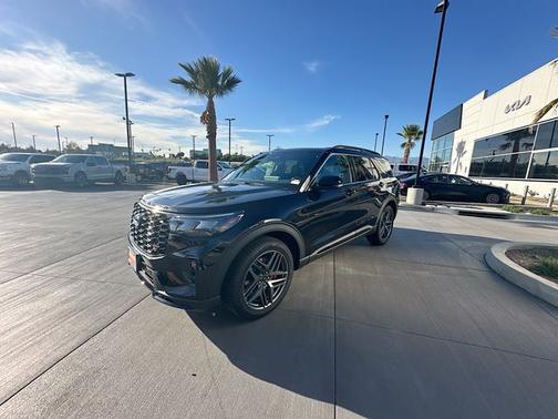 Agate Black Metallic 2026 Ford Explorer ST-Line