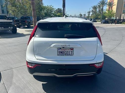 White 2024 Kia Niro EV Wind