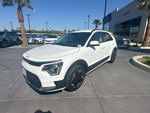 White 2024 Kia Niro EV Wind