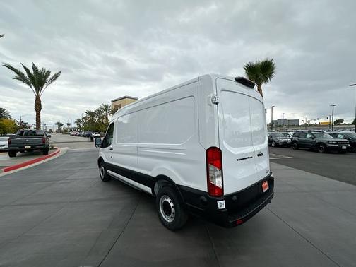 Oxford White 2026 Ford Transit-250 Base