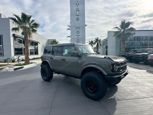 Gray 2026 Ford Bronco Outer Banks